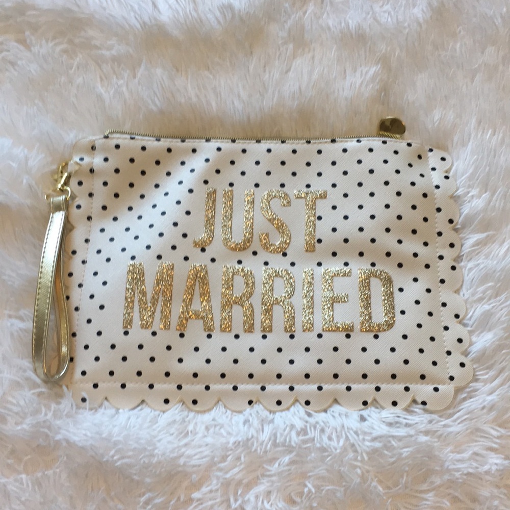 Just Married Scalloped Wristlet